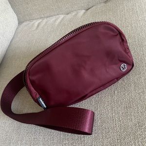 Everywhere belt bag